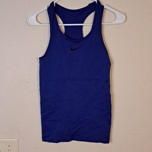 Nike athletic tank top size small